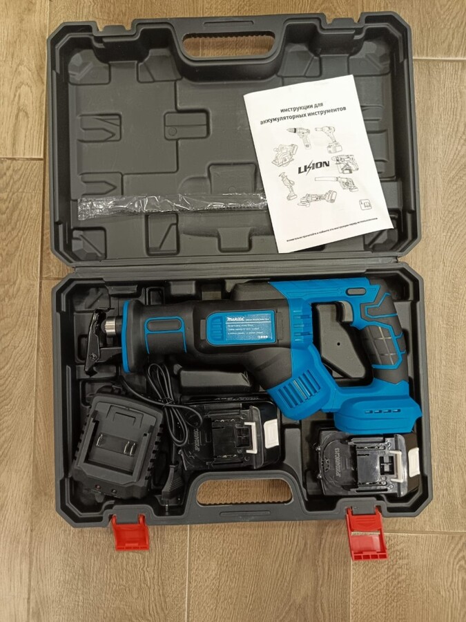 Сабельная пила Makita