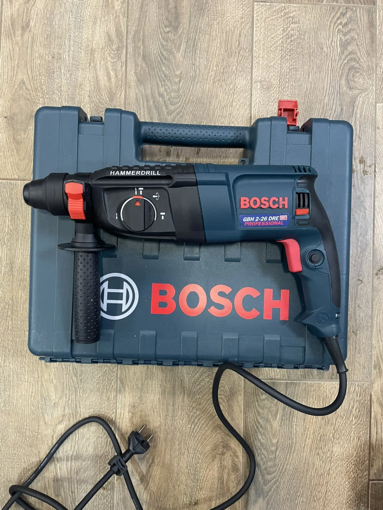 Перфоратор BOSCH